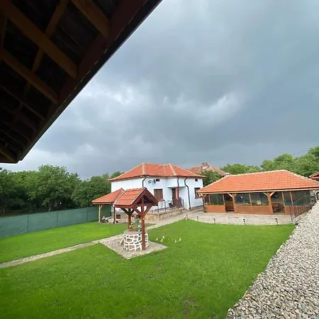 بيت ضيافة крушунски кът тея